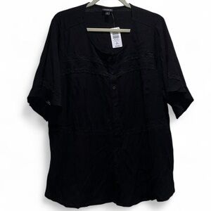 NWT Torrid size 2 black lace inset button up top